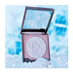 Artic Illusion Iluminador*CATRICE Best