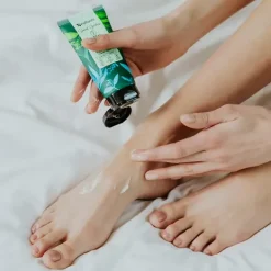 Crema Para Pies De Consuelda Y Urea*VIS PLANTIS New