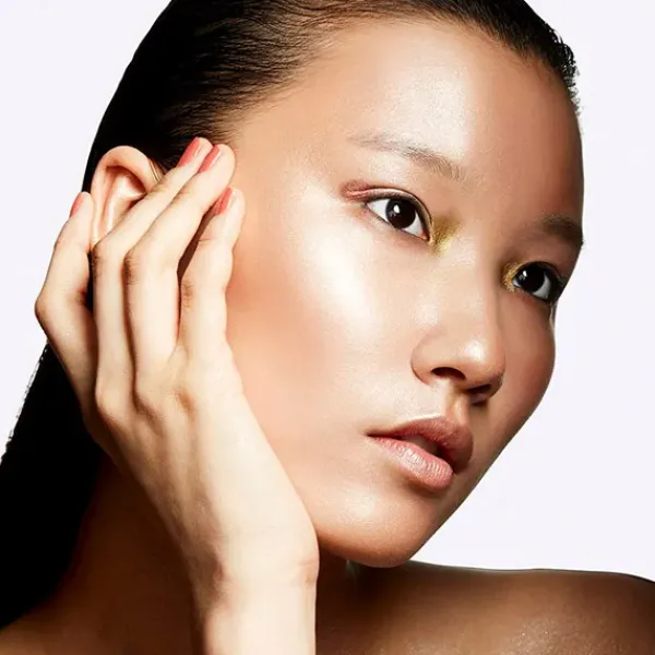 Extra Dimension Skinfinish*MAC COSMETICS Clearance