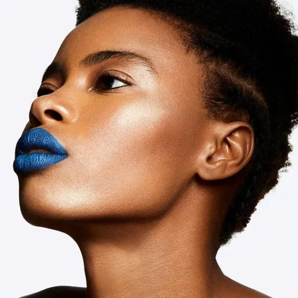 Extra Dimension Skinfinish*MAC COSMETICS Clearance