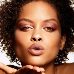 Extra Dimension Skinfinish*MAC COSMETICS Clearance