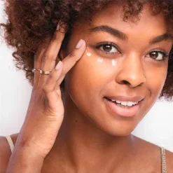 Eyes Ultimate Crema Contorno De Ojos*OLAY Hot