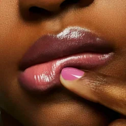 Glow Play*MAC COSMETICS Hot