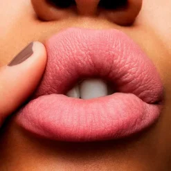 Hot Powder Kiss Lipstick Pintalabios