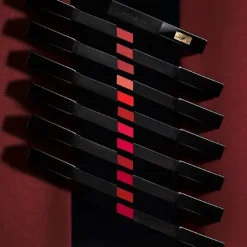 Discount Rouge Pur Couture The Slim Velvet Radical Pintalabios