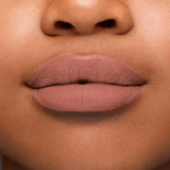 Hot Rouge Velvet Ink Pintalabios