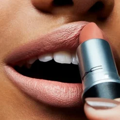 Best Satin Lipstick Pintalabios