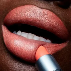 Best Satin Lipstick Pintalabios