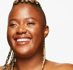 Strobe Dewy Skin Tint*MAC COSMETICS