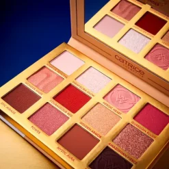 Wonder Woman Eyeshadow Pallette*CATRICE Discount