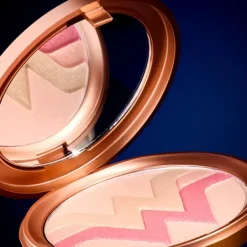 Wonder Woman Multiglow Magic Highlighter Iluminadores Maquillaje