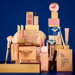 Wonder Woman Multiglow Magic Highlighter Iluminadores Maquillaje