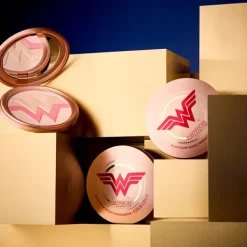 Wonder Woman Multiglow Magic Highlighter Iluminadores Maquillaje